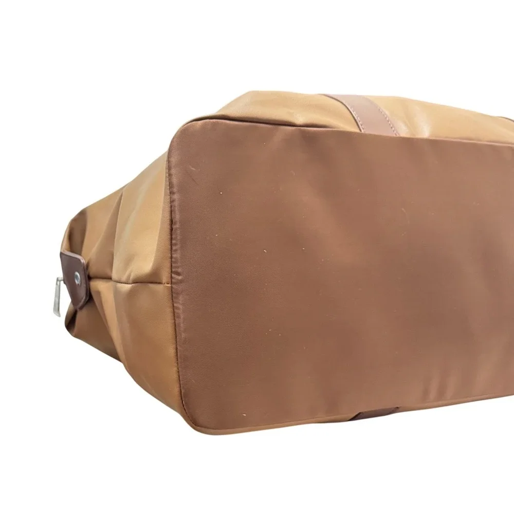 Bella Russo Duffle Travel Bag Unisex Large Tan New Double Handle Zipper‎ Closure